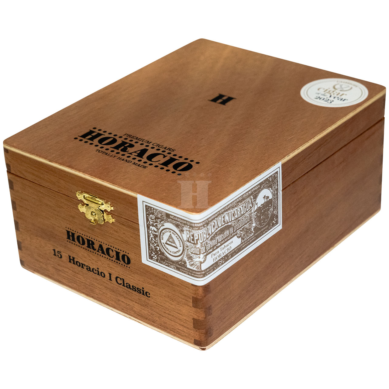 Horacio 1 Classic series box close angle